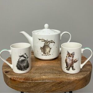 Royal Worcester Wrendale Designs ‘Hare Brained’ Fine Bone China Teapot & 2 Mugs